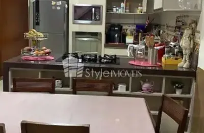 Casa com 3 quartos à venda na Rua Mário Ioshida, 11, Vila Nova Cintra, Mogi das Cruzes