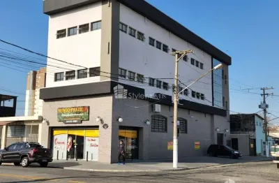 Salão comercial para locação em frente ao sesi e parque max feffer