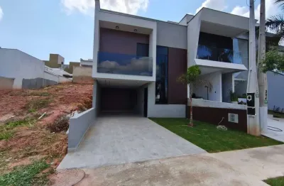 Casa com 3 quartos à venda no Horto Florestal, Sorocaba 