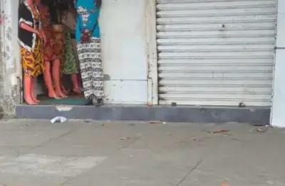 Prédio com 2 salas à venda na Avenida Dantas Barreto, 152, Santo Antônio, Recife