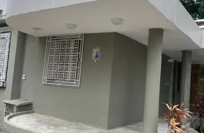 Casa com 4 quartos para alugar na Rua Vigário Barreto, 94, Graças, Recife