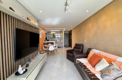 Apartamento 3 quartos, sendo 1 suíte e 2 vagas de garagem, com móveis modulados, próximo ao colégio marista em natal-rn