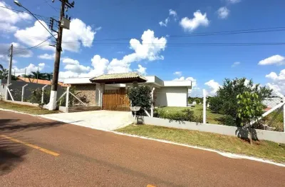 Casa para venda em boituva, fazenda castelo, 4 dormitórios, 1 suíte, 3 banheiros, 1 vaga