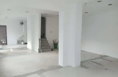 Prédio/edifício inteiro para aluguel com 100 metros quadrados em ingá - niterói - rj