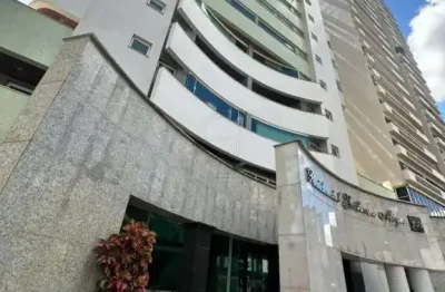 Apartamento alto padrão na zona 01 - 153m², 3 suítes e localização imbatível