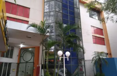 AMPLA SALA COMERCIAL NA ZONA 04 - LOCALIZAÇÃO ESTRATÉGICA - na Rua Luiz Gama