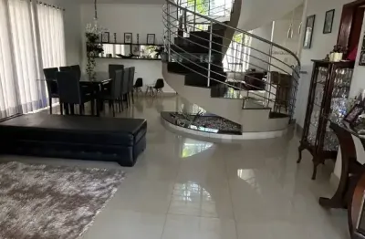 Casa em condomínio fechado com 3 quartos à venda na Rua Madri 6, Jardins Madri, Goiânia