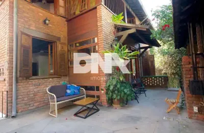 Casa com 3 quartos à venda na rua almirante alexandrino, santa teresa, rio de janeiro, 176 m2 por r$ 1.250.000