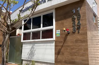 Oportunidade de venda: amplo apartamento com 3 quartos e 3 vagas em capim macio, com móveis planejados e excelente ventilação