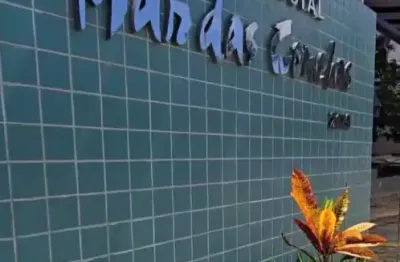 Locação: amplo apartamento com 3 suítes e dependência no mar das conchas em ponta negra, excelente localização