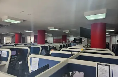 Conjunto comercial no edifício itália ( com renda ). andar mais alto disponível para venda.