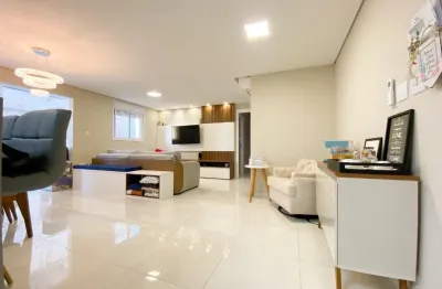 Apartamento na vila gumercindo: sala ampla com varanda, 2 vagas e depósito.