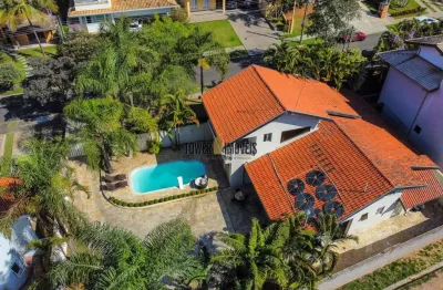Casa em condomínio fechado com 3 quartos à venda na rua joão previtale, 2780, condomínio residencial terras do caribe, valinhos, 240 m2 por r$ 1.690.000
