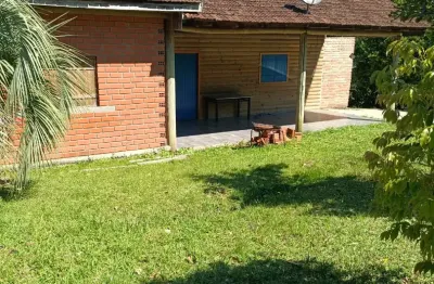 Chácara / sítio com 2 quartos à venda na Zona Rural, Araricá 