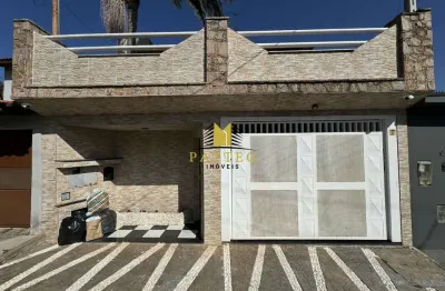 Casa com 3 quartos à venda na Rua Sílvio Rodrigues Morato, 136, Vila Rei, Mogi das Cruzes