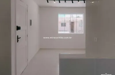 Apartamento com 2 quartos à venda na Ver.Leonildo Zanona, 100, Jardim Araçatuba, Campina Grande do Sul por R$ 185.000