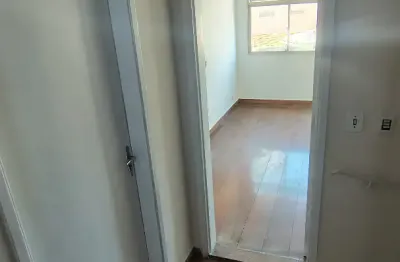 Apartamento com 2 quartos para alugar na Rua Visconde de Inhomerim, 931, Mooca, São Paulo