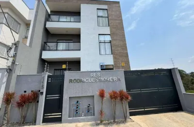 Apartamento com 3 dormitórios para alugar, 90 m² por r$ 1.900,00/mês - nhá chica - pouso alegre/mg