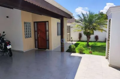 Casa com 3 dormitórios, 240 m² - venda por r$ 900.000 ou aluguel por r$ 4.500/mês - santa rita - pouso alegre/mg