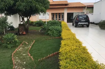 Casa de alvenaria, ótimo estado de conservação, Região Leste de Londrina-Pr