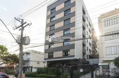 Apartamento no bairro petrópolis, 2 quartos com suíte, 1 vaga coberta.