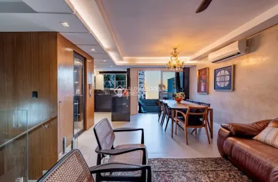 Apartamento 2 dormitórios (suíte), churrasqueira e lado parcão!