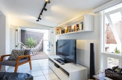 Cobertura incrível em petrópolis, porto alegre. 1 dormitório, churrasqueira e vaga