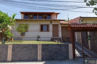Casa 03 dormitórios, suíte, 3 vagas, na rua landel de moura,porto alegre/rs
