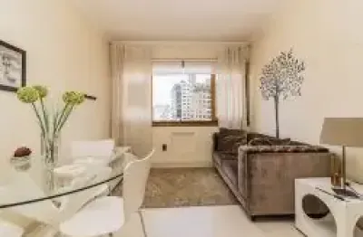 Lindo apartamento com excelente localização em bairro nobre