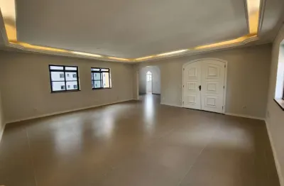 Apartamento reformado sendo 334 m²  4 dormitórios, 2 suítes , 3 vagas - boqueirão