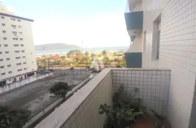 Apartamento de 2 dormitórios com vista lateral para a praia do gonzaga