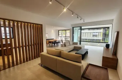 Apartamento de luxo no boqueirão – 4 dormitórios a 3 quadras da praia!