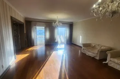 Apartamento em boqueirão,4 dormitorios,1 suíte , 2 vagas, 2 quadras da praia santos/sp
