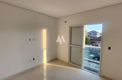 Casa padrão, sobreposta alta, nova, 2 dormitórios, 2 banheiros, 1 vaga - radio clube, - santos/sp