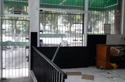 Loja  comercial ideal para restaurante na av. bernardino de campos!