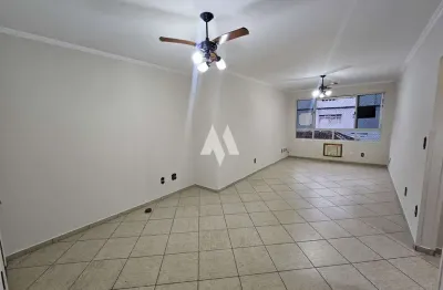 Apartamentde 2 dormitórios sendo 1 suíte, 104m², dependência completa e vaga de garagem demarcada