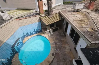 Casa com 4 dormitórios + 1 suíte + edícula  em ponta da praia, santos/sp