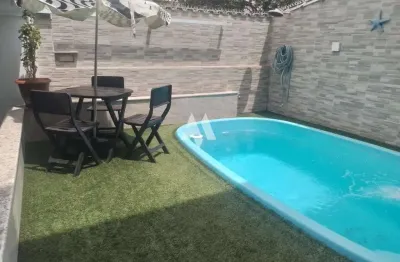 Casa alto padrão com piscina á venda - 04 dormitórios -   - ponta da praia - santos.