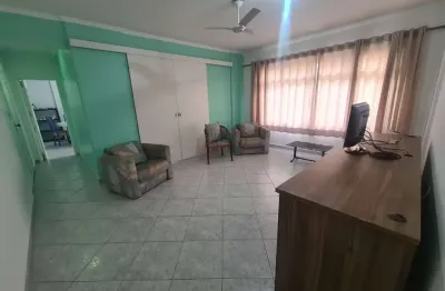 Apartamento 2 quadras da praia com 97m² e 3 dormitórios!