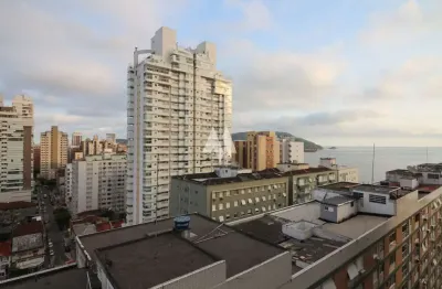 Apartamento de 2 suítes com vista para o mar no embaré