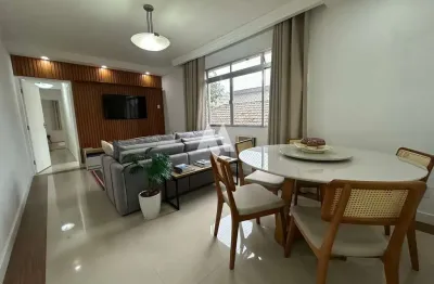 Apartamento à venda na ponta da praia com garagem fechada!