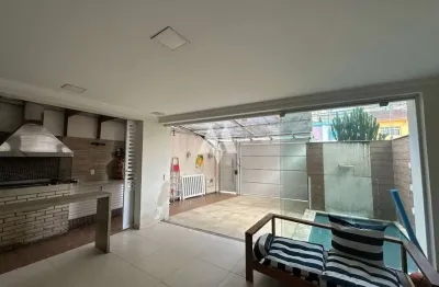 Casa com 3 quartos à venda no Encruzilhada, Santos 