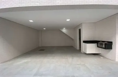 Sobrado duplex em villagio à venda com 2 suítes e churrasqueira no bairro campo grande de santos/sp