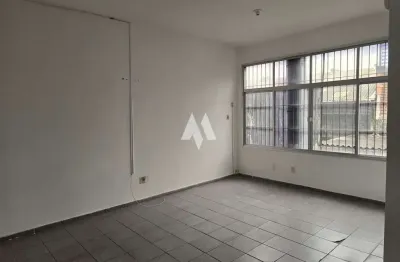 Sala comercial para alugar na Rua Julio de Mesquita, Vila Mathias, Santos