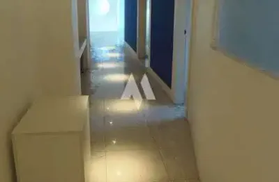 Sala comercial para alugar na Praça dos Andradas, Centro, Santos