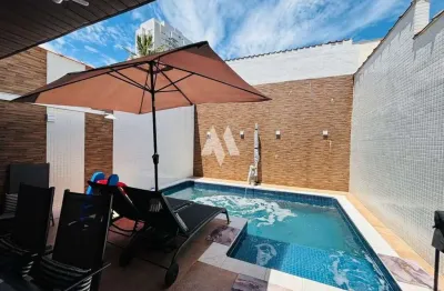 Casa com 4 quartos à venda na Vila Valença, São Vicente , 184 m2 por R$ 1.300.000