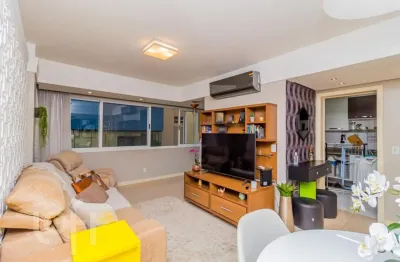 Apartamento com 2 quartos à venda na Rua Santa Cecília, 2321, Santa Cecília, Porto Alegre