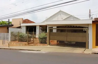 Casa com 3 quartos à venda na Rua Rui Barbosa, Jardim Bela Vista, Bauru