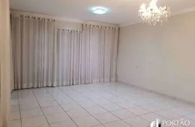 Casa com 3 quartos à venda na Rua Santa Terezinha, Jardim Bela Vista, Bauru