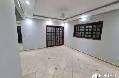 Casa com 3 quartos à venda na Maria Bigheti Limão, Jardim Nova Bauru, Bauru